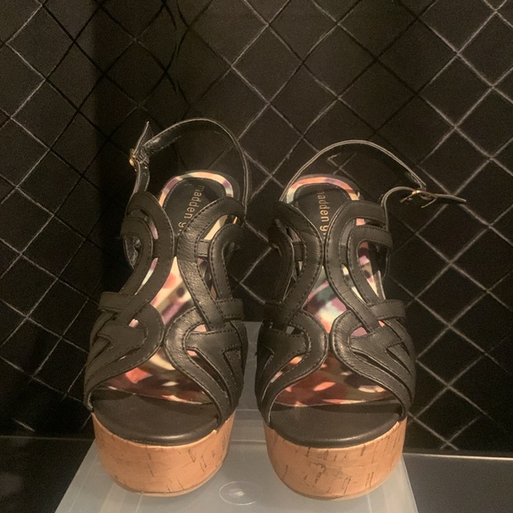 MADDEN GIRL Women’s Wedge Heels - Picture 5 of 13